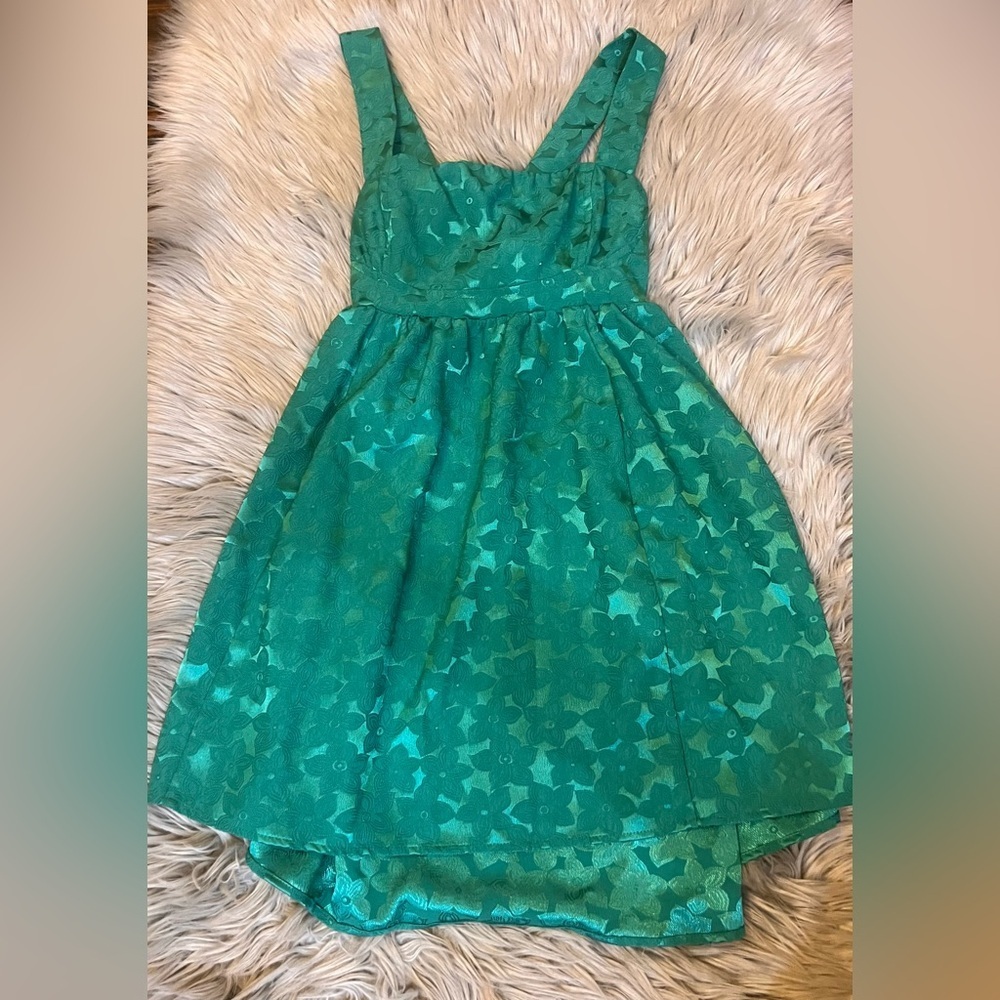 Like new Lucy in the sky dress - Picture 3 of 6